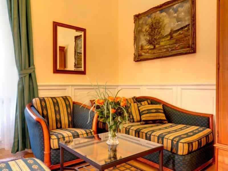 Golden Star 4* Praag