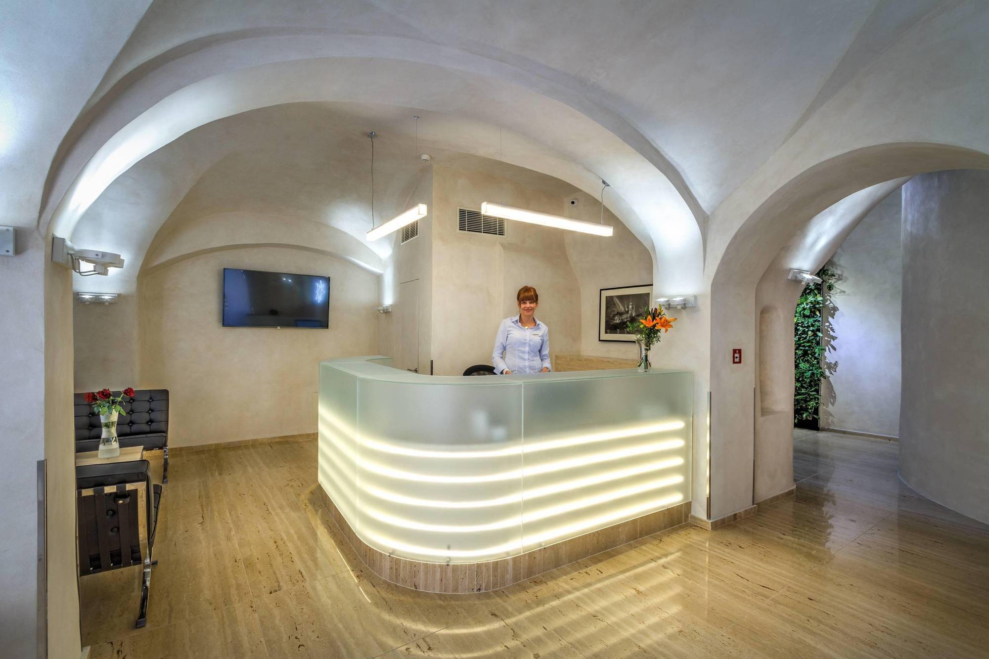 Hotel Golden Star 4*